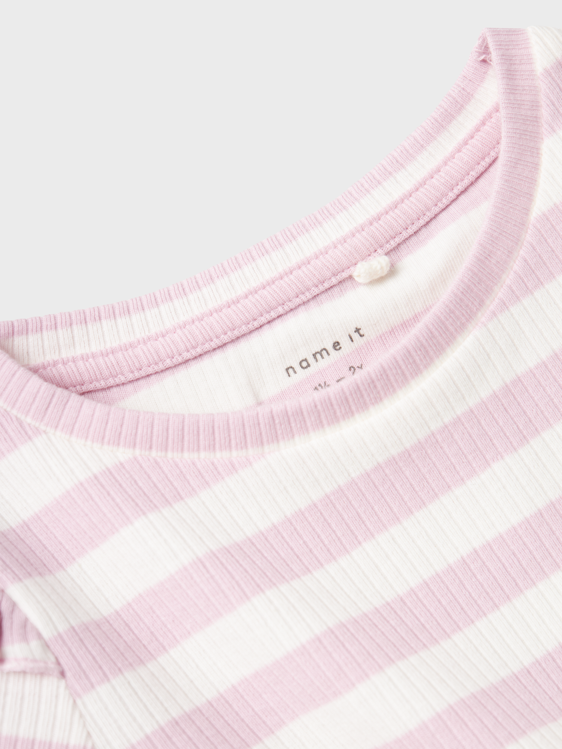 model_shot-front_full